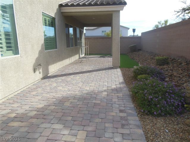 91 Buckthorn Ridge Court, Las Vegas, NV 89183