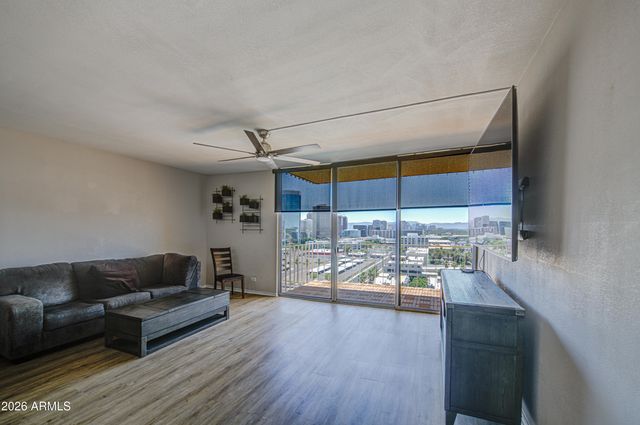 207 W CLARENDON Avenue 14A, Phoenix, AZ 85013