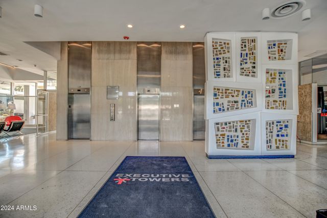 207 W CLARENDON Avenue 14A, Phoenix, AZ 85013