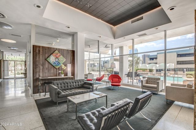 207 W CLARENDON Avenue 14A, Phoenix, AZ 85013