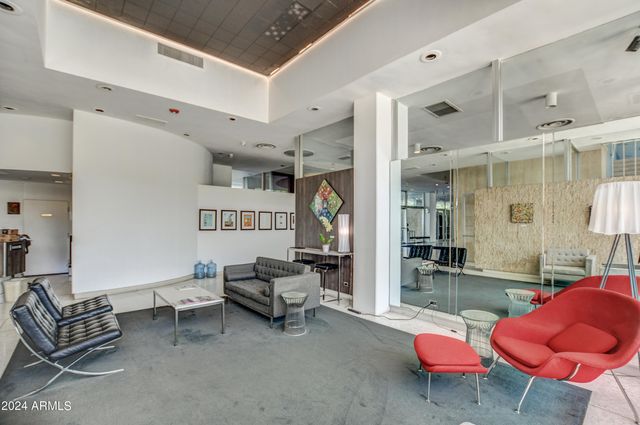 207 W CLARENDON Avenue 14A, Phoenix, AZ 85013