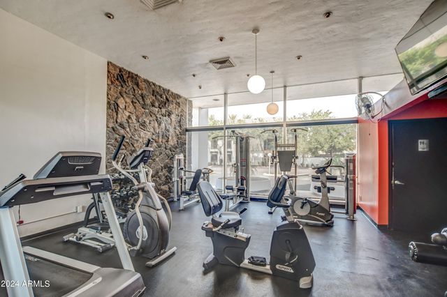 207 W CLARENDON Avenue 14A, Phoenix, AZ 85013