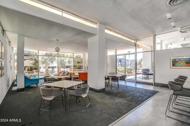 207 W CLARENDON Avenue 14A, Phoenix, AZ 85013