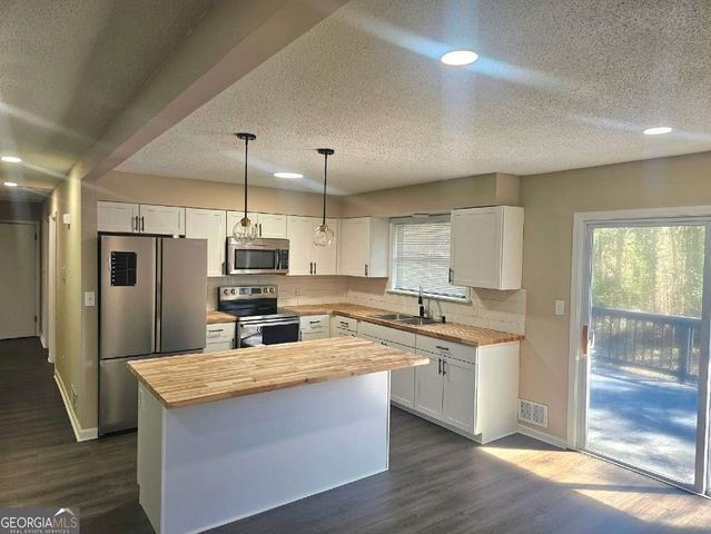 2605 Northbrook Road, Snellville, GA 30039