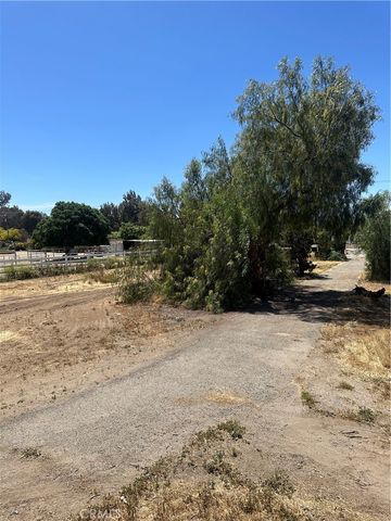 21520 Gold Valley, Perris, CA 92570
