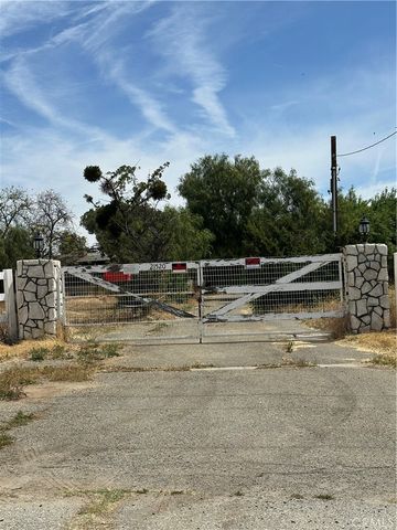 21520 Gold Valley, Perris, CA 92570