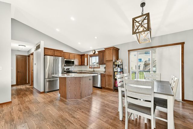 4553 Arctic Fox Road NW, Rochester, MN 55901