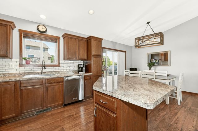 4553 Arctic Fox Road NW, Rochester, MN 55901