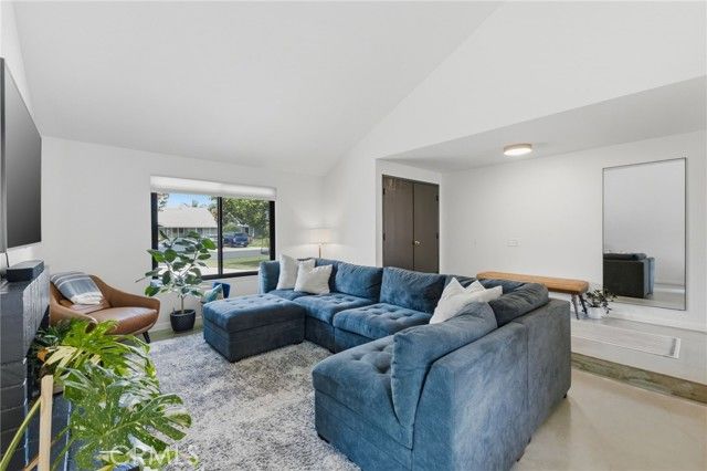 42732 Tierra Robles, Temecula, CA 92592