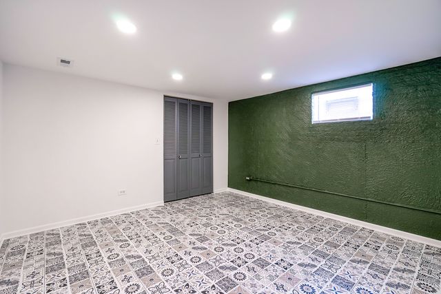 30 W 126th Place, Chicago, IL 60628