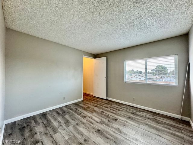 4032 Arrowood Drive, Las Vegas, NV 89147