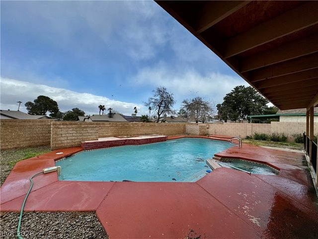 4032 Arrowood Drive, Las Vegas, NV 89147
