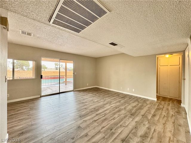 4032 Arrowood Drive, Las Vegas, NV 89147