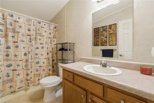 60 Whitehurst RD, Gates, NC 27937