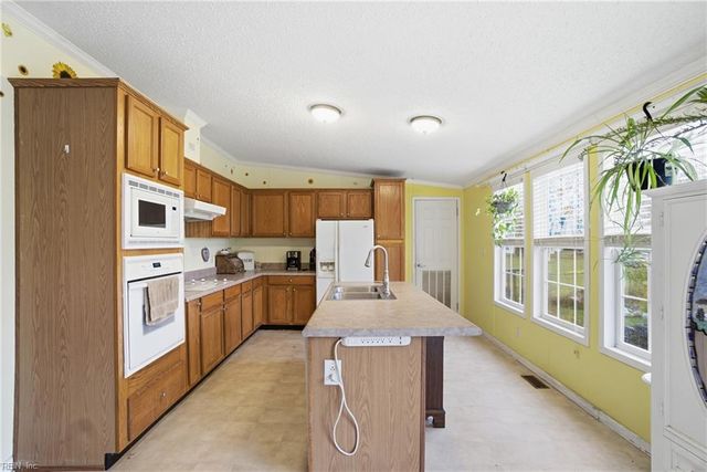 60 Whitehurst RD, Gates, NC 27937