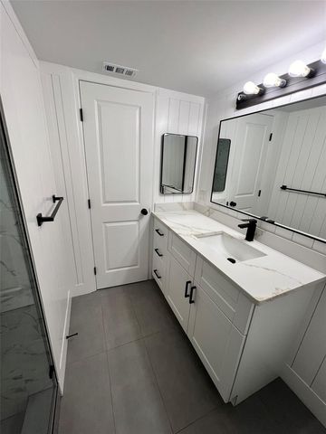 2424 W TAMPA BAY BOULEVARD L203, Tampa, FL 33607