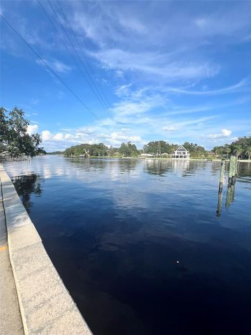 2424 W TAMPA BAY BOULEVARD L203, Tampa, FL 33607