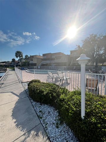 2424 W TAMPA BAY BOULEVARD L203, Tampa, FL 33607