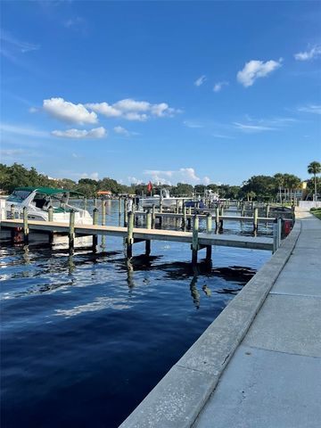 2424 W TAMPA BAY BOULEVARD L203, Tampa, FL 33607