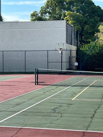 2424 W TAMPA BAY BOULEVARD L203, Tampa, FL 33607