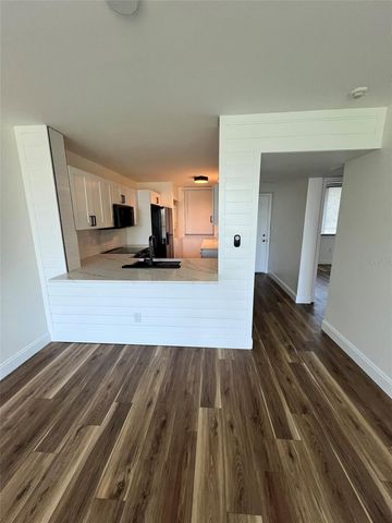 2424 W TAMPA BAY BOULEVARD L203, Tampa, FL 33607