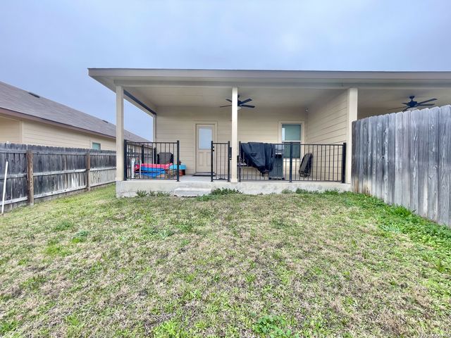 342 Emma, New Braunfels, TX 78130