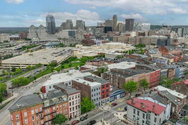 551 E Thirteenth Street, Cincinnati, OH 45202