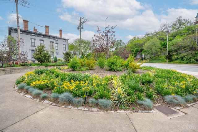 551 E Thirteenth Street, Cincinnati, OH 45202