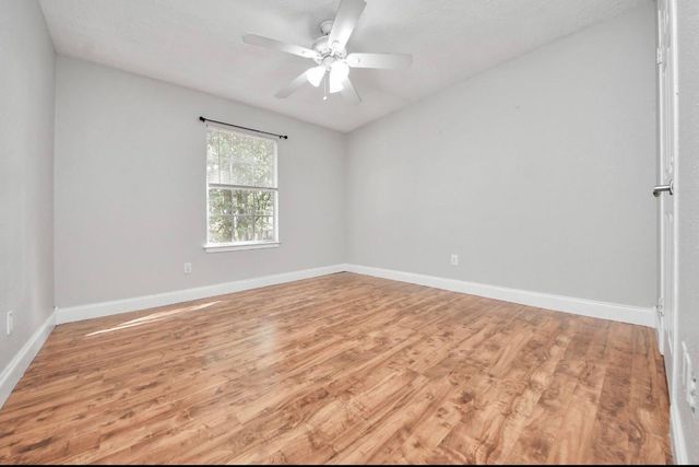 2015 E Lacey Oak Cir, The Woodlands, TX 77380