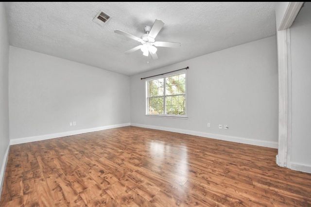 2015 E Lacey Oak Cir, The Woodlands, TX 77380