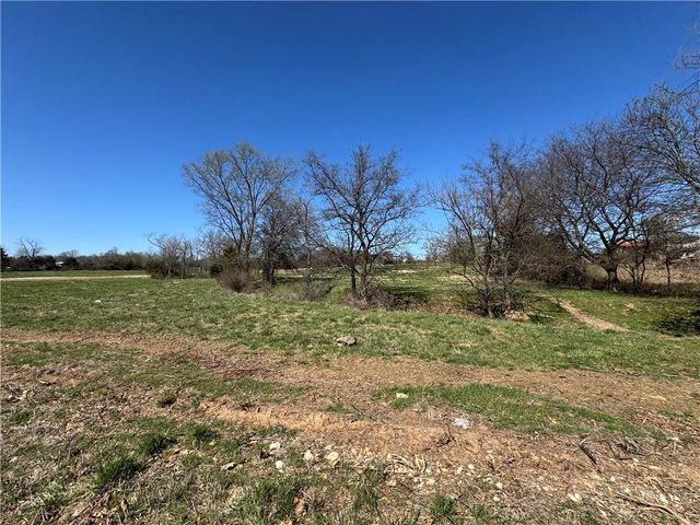 Tract 4 NW Peterson, Highfill, AR 72713