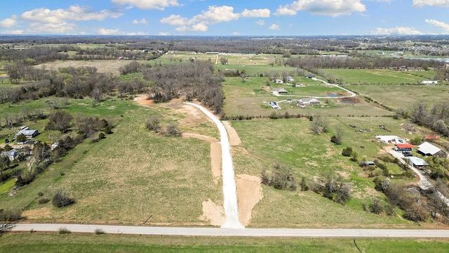 Tract 4 NW Peterson, Highfill, AR 72713