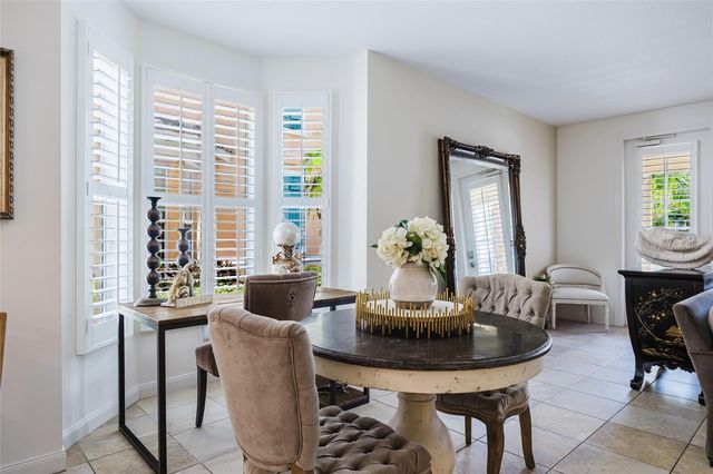 1564 NAPOLI DRIVE W, Sarasota, FL 34232