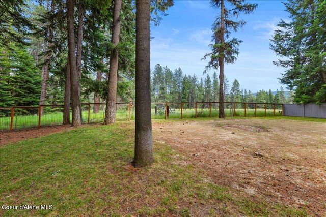 11820 N Friar DR, Hayden, ID 83835