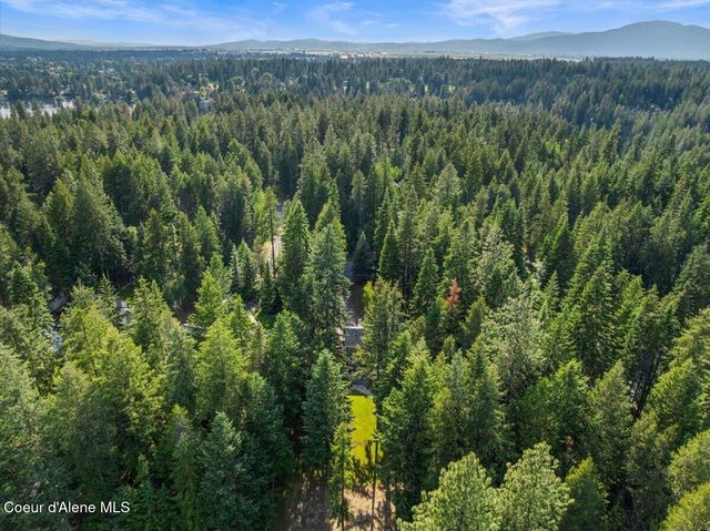 11820 N Friar DR, Hayden, ID 83835