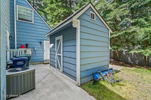 11820 N Friar DR, Hayden, ID 83835