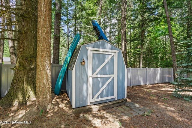 11820 N Friar DR, Hayden, ID 83835