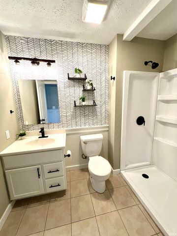 9603 W 575 S, Owensville, IN 47665