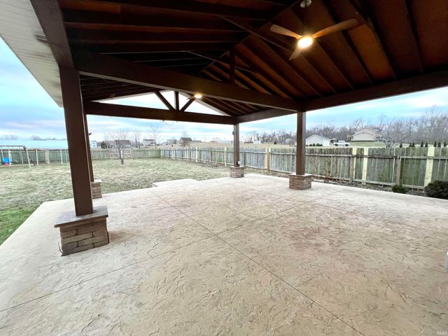 9603 W 575 S, Owensville, IN 47665