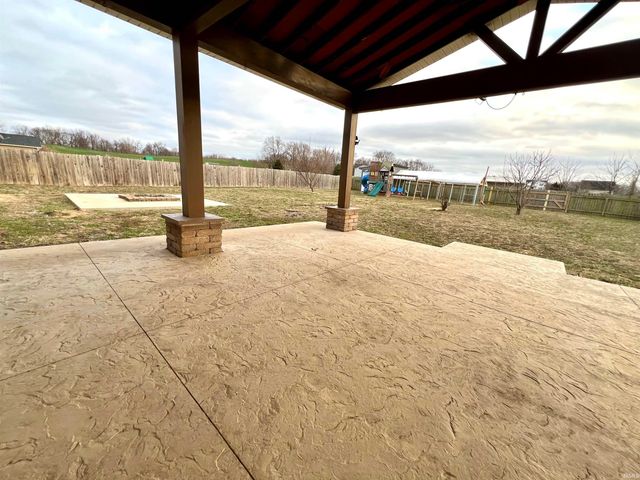 9603 W 575 S, Owensville, IN 47665