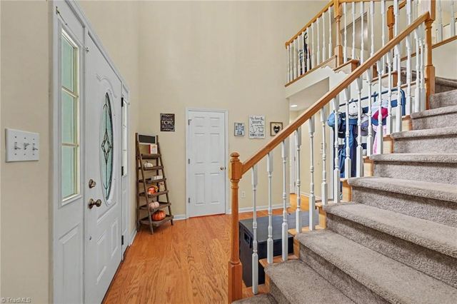 215 Blakes Court, Thomasville, NC 27360