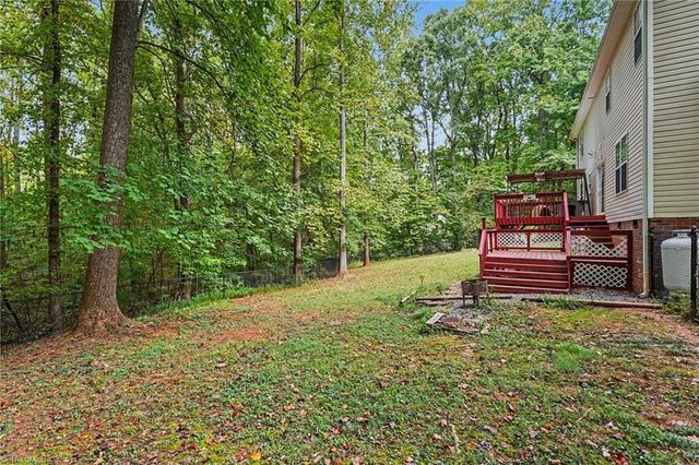 215 Blakes Court, Thomasville, NC 27360