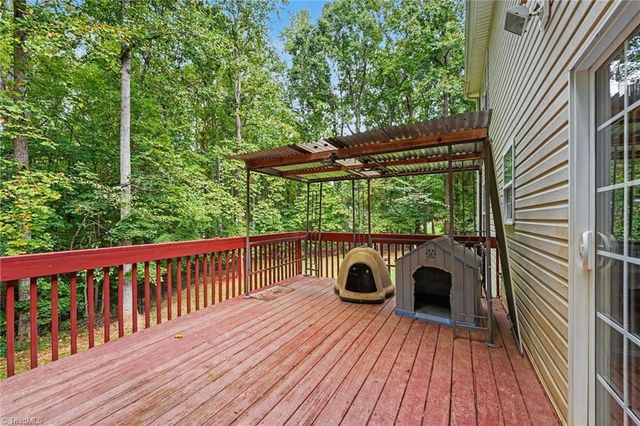 215 Blakes Court, Thomasville, NC 27360