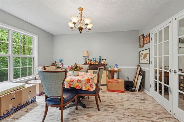 215 Blakes Court, Thomasville, NC 27360
