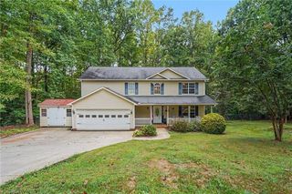 215 Blakes Court, Thomasville, NC 27360
