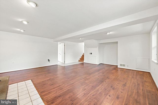 1411 SANDWOOD RD, Conshohocken, PA 19428