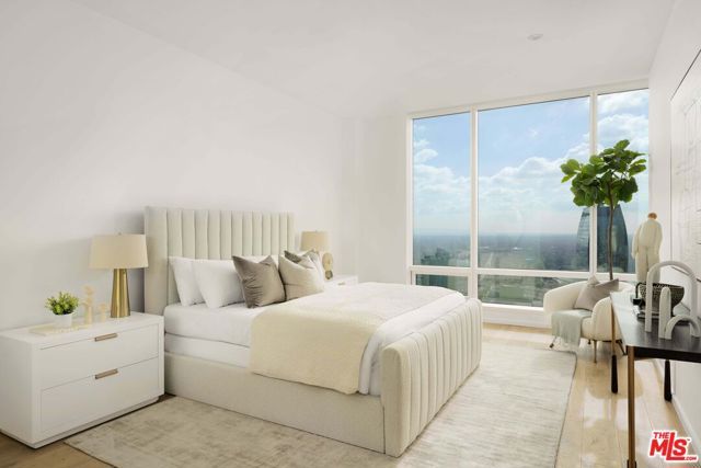 1000 W 8th Street 5802, Los Angeles, CA 90017