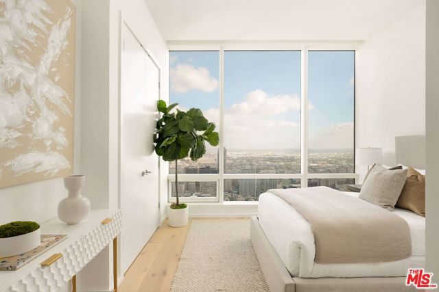 1000 W 8th Street 5802, Los Angeles, CA 90017