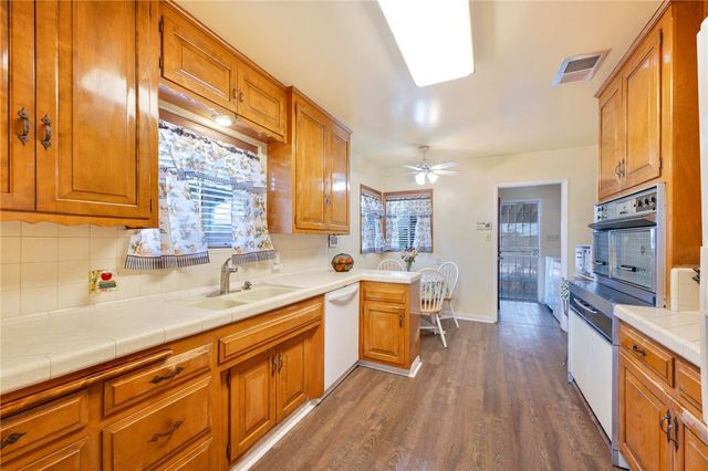 14115 Leahy, Bellflower, CA 90706