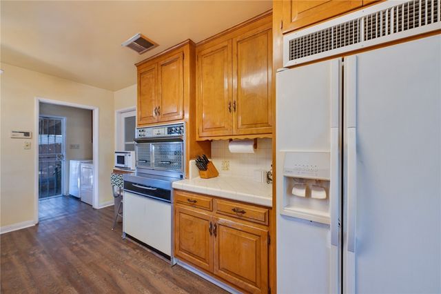 14115 Leahy, Bellflower, CA 90706
